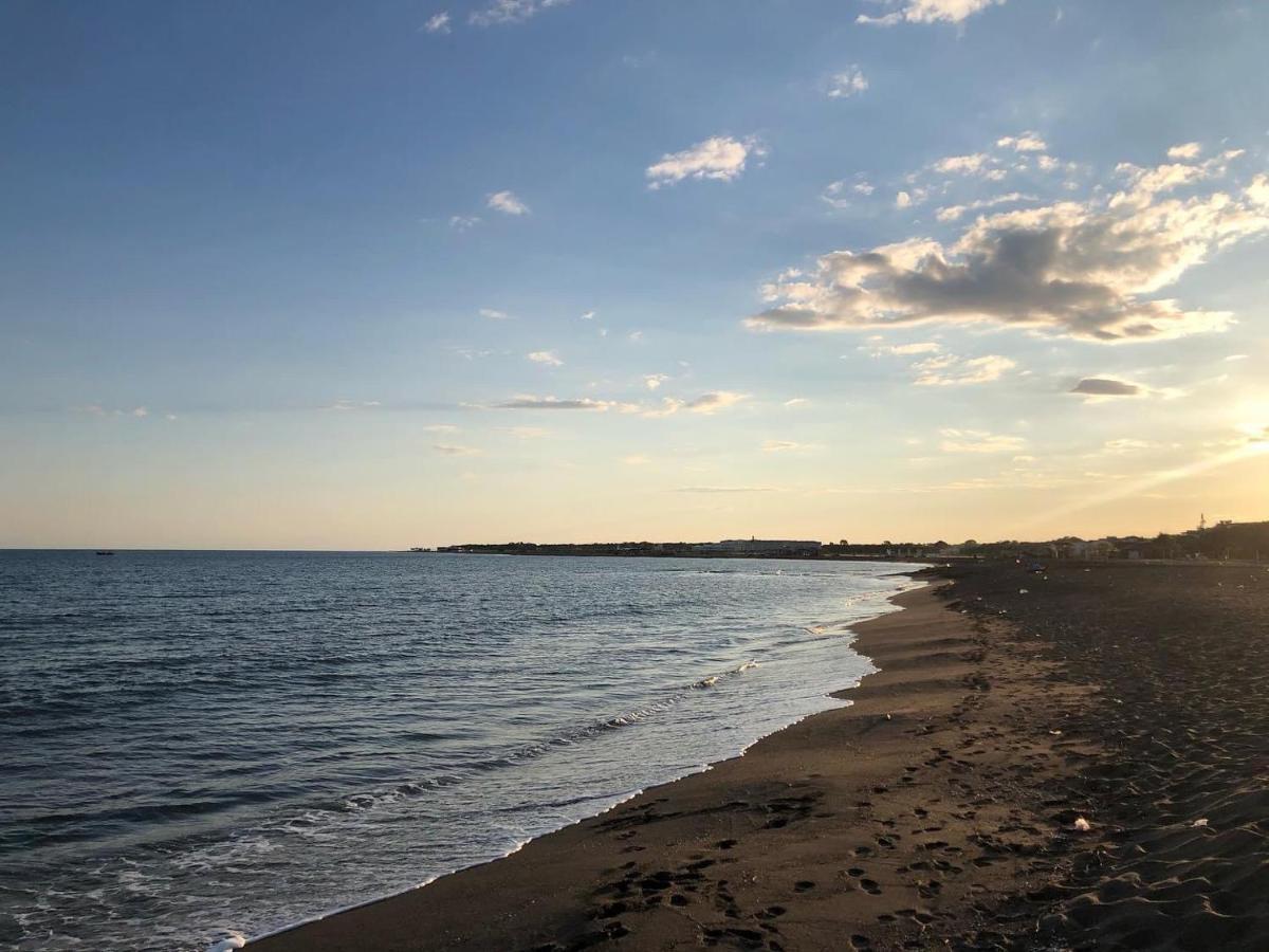 Hotel Perdja Velipoja Kültér fotó