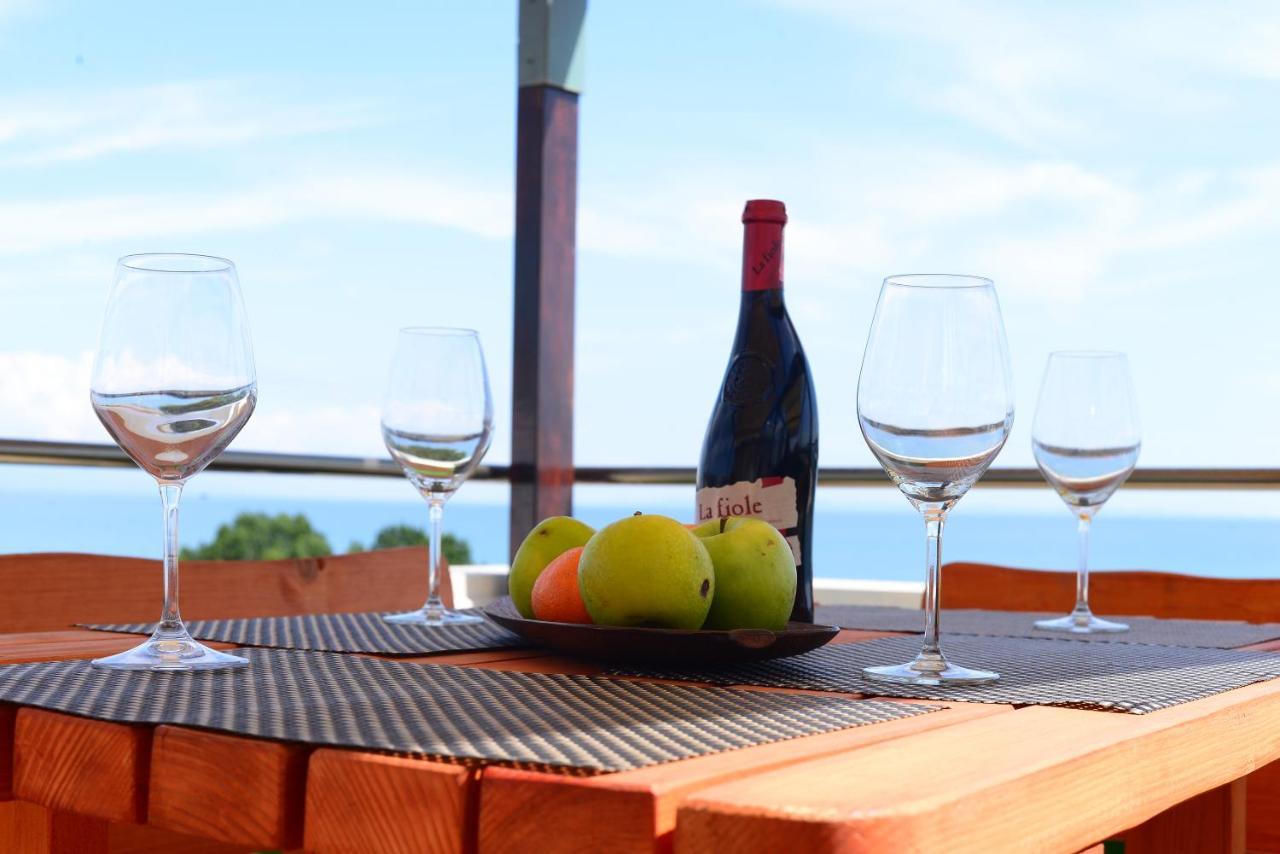 Hotel Perdja Velipoja Kültér fotó
