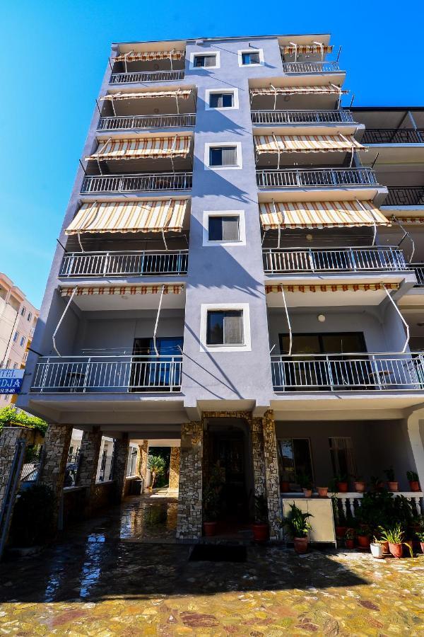 Hotel Perdja Velipoja Kültér fotó