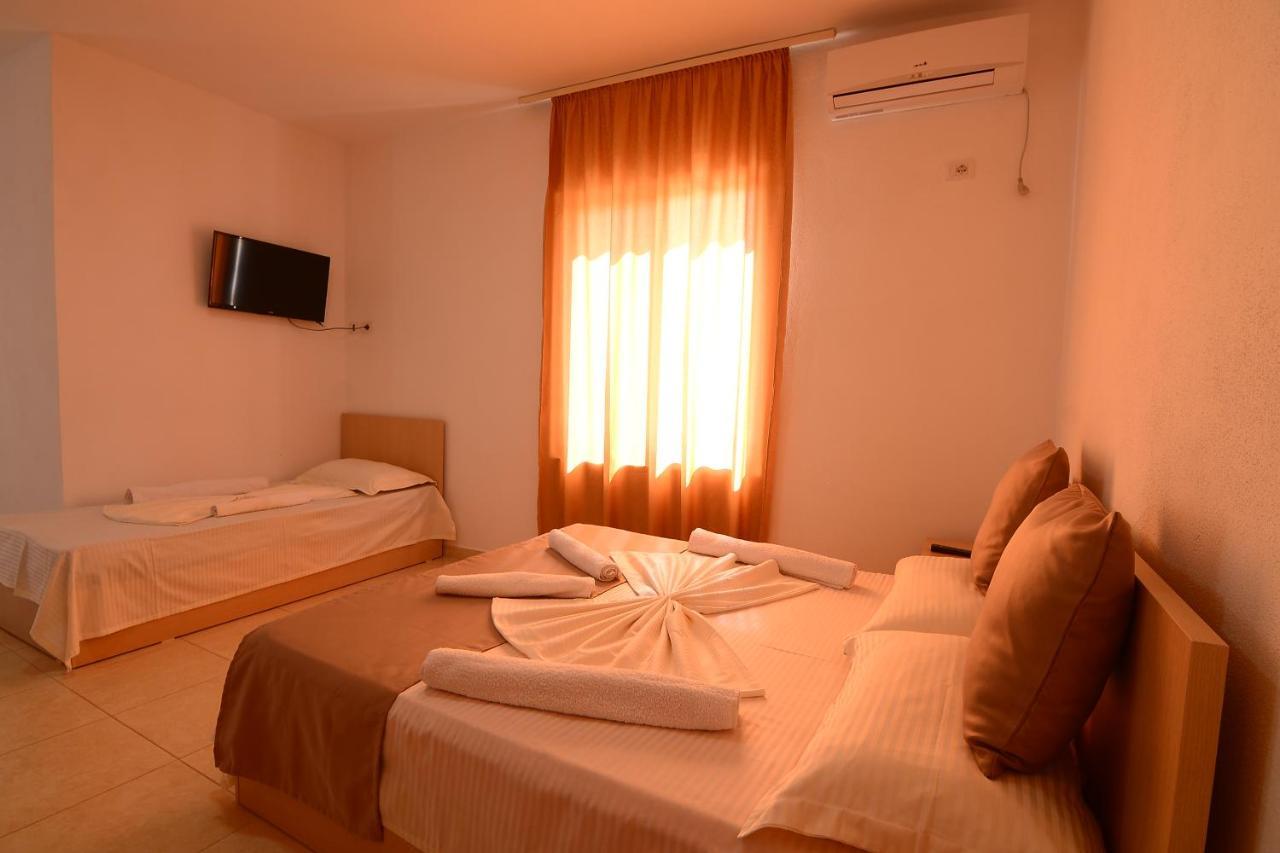 Hotel Perdja Velipoja Kültér fotó